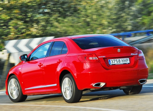 Suzuki Kizashi 2.4 Sport 4WD CVT