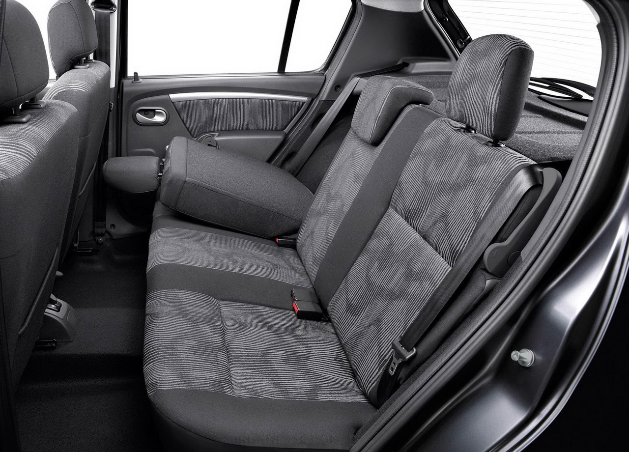 Fotos Del Dacia Sandero 1 6 90 Cv Laureate Sobrecoches Com