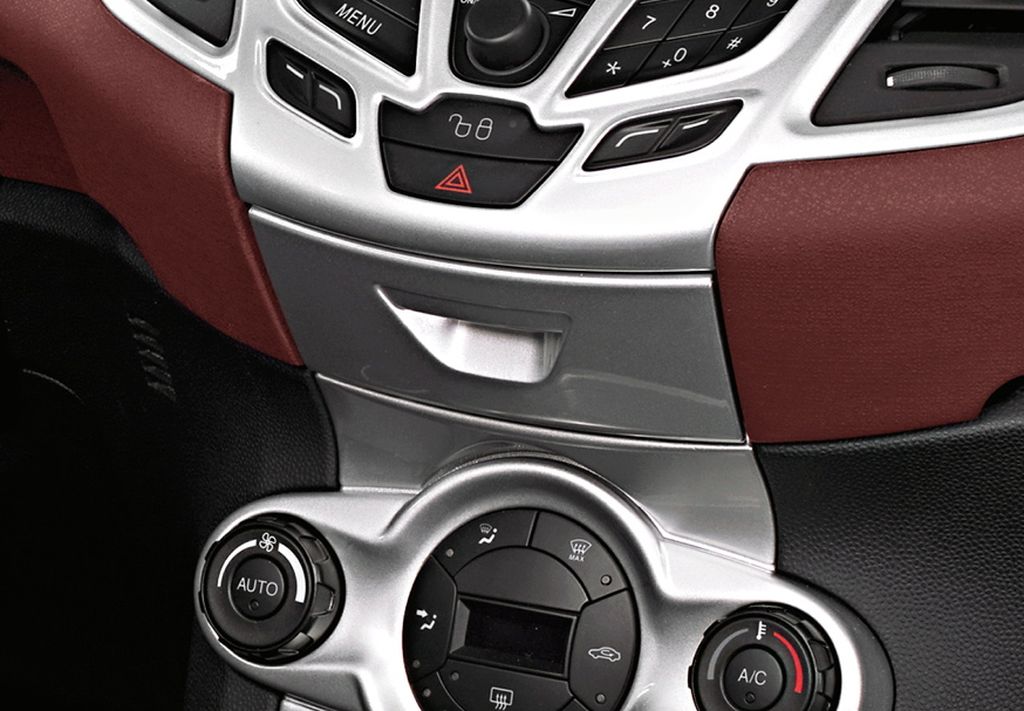 Fotos Del Ford Fiesta 1 6 Ti Vct Sport Sobrecoches Com