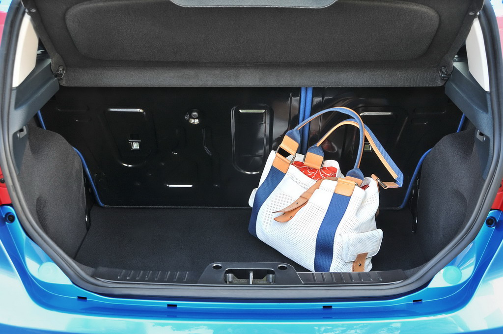 Fotos Del Ford Fiesta 1 6 Ti Vct Sport Sobrecoches Com