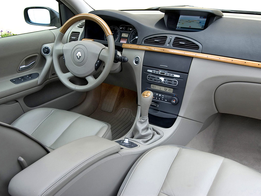 Fotos Del Renault Laguna Gama 2005 Sobrecoches Com
