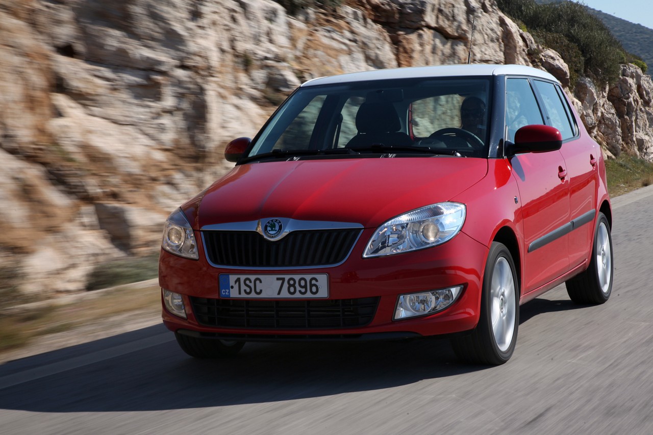Fotos Del Skoda Fabia Gama 2010 Sobrecoches Com