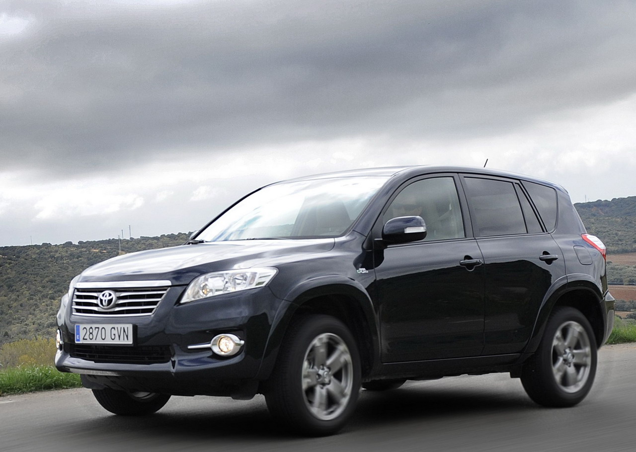 Fotos Del Toyota Rav4 Gama 2010 Sobrecoches Com